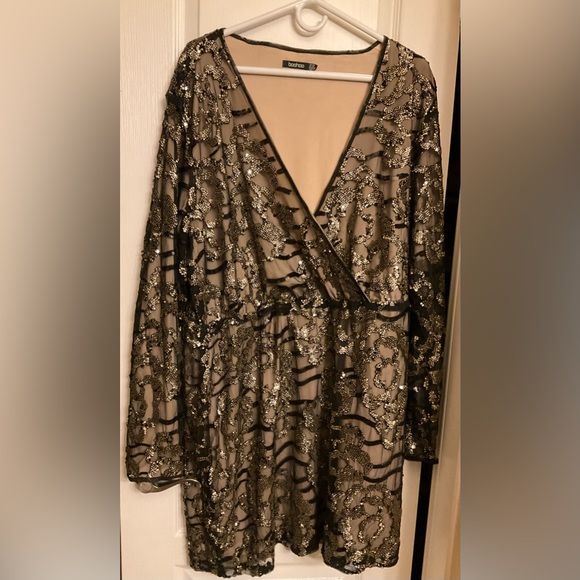 Dress - Picture 3 of 5